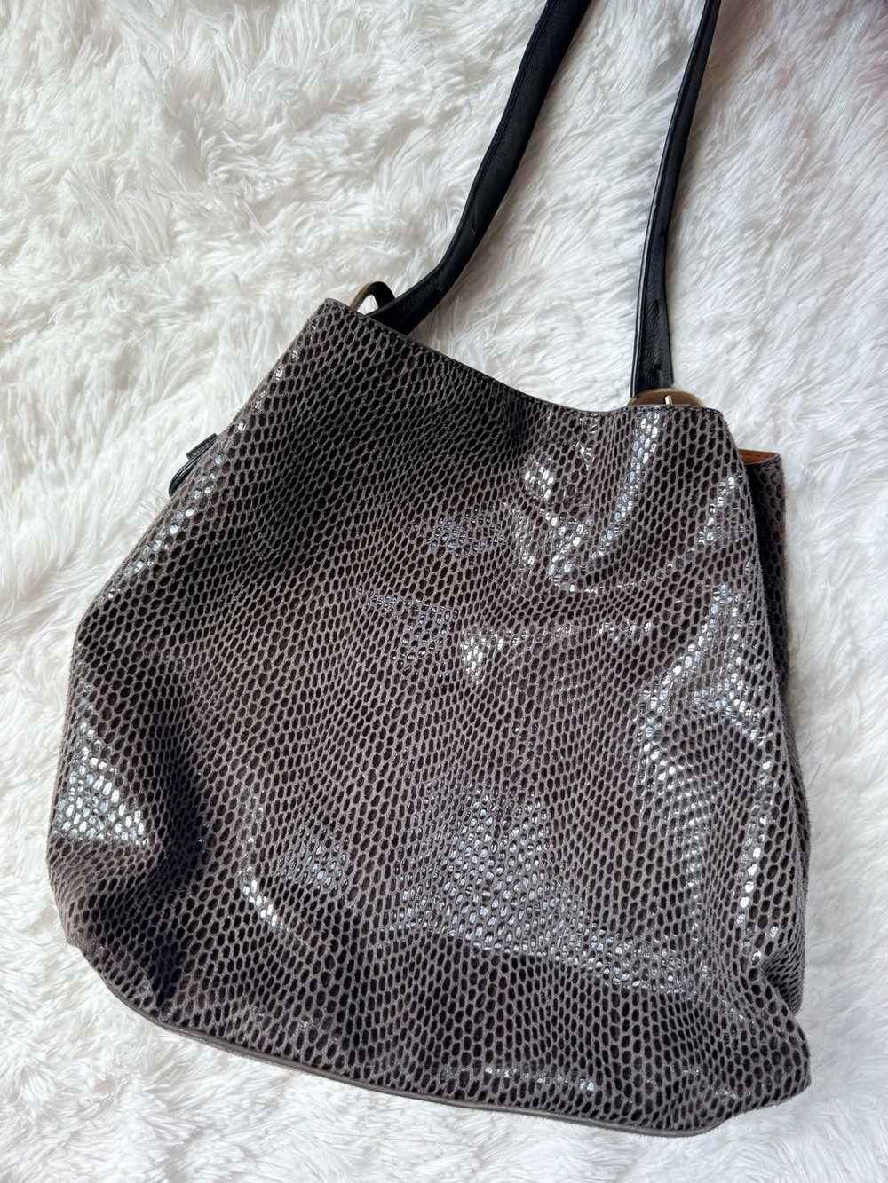 Elegant Women's Shoulder Tote in Shiny Charcoal